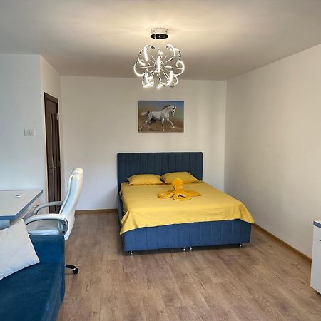 Turquoise Studio Nerva Traian Букурещ Екстериор снимка